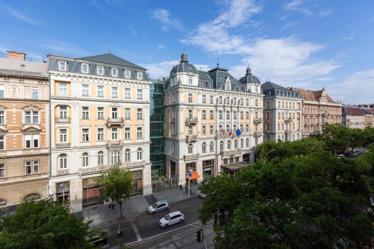 Exclusive & Stylish Central Apartment In The Heart Of Budapest — Photos 2